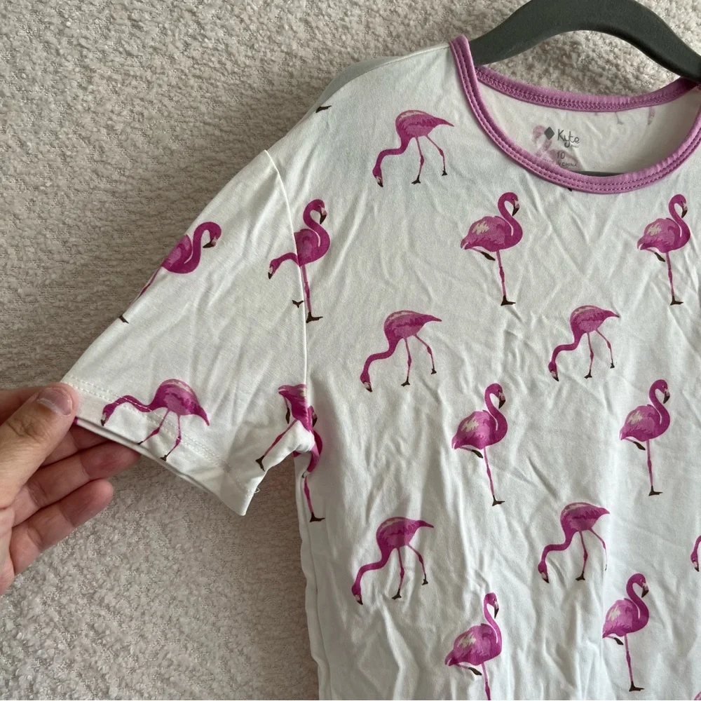 Kyte BABY White Pajama Top with Pink Flamingo Print